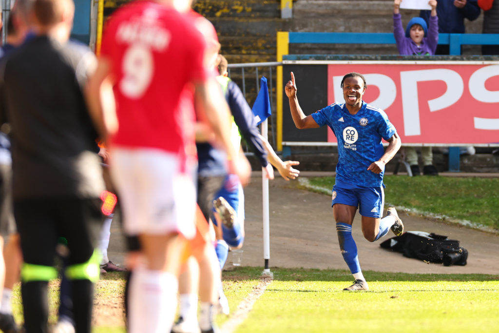 Halifax Town v Wrexham - National Conference