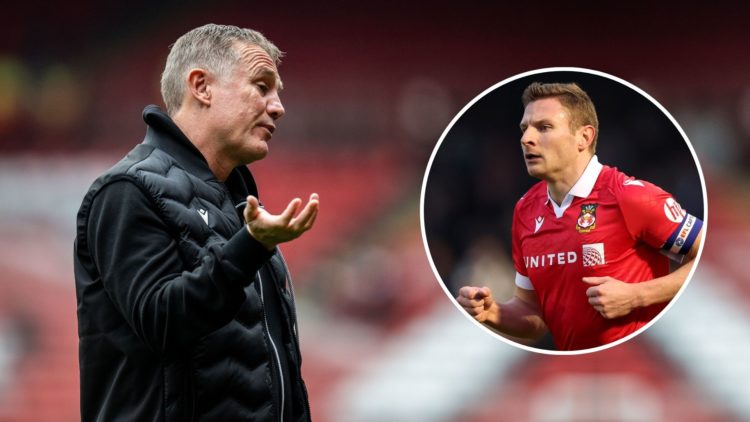 Manager Phil Parkinson of Wrexham AFC gestures during the Sky Bet League One match between Charlton Athletic FC and Wrexham AFC at The Valley on Oc...