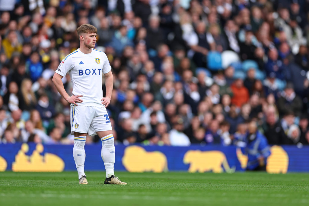 Leeds United v Southampton FC - Sky Bet Championship