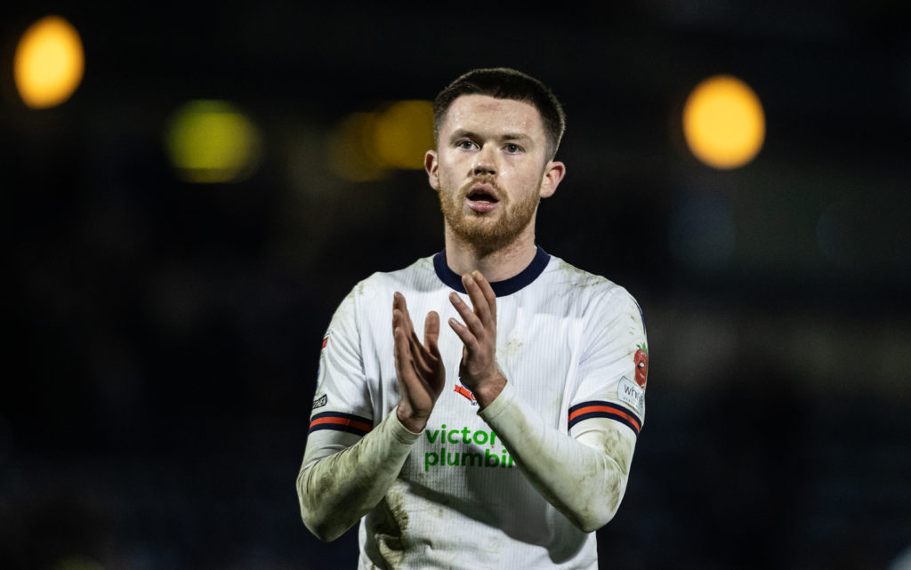 Wycombe Wanderers FC v Bolton Wanderers FC - Sky Bet League One