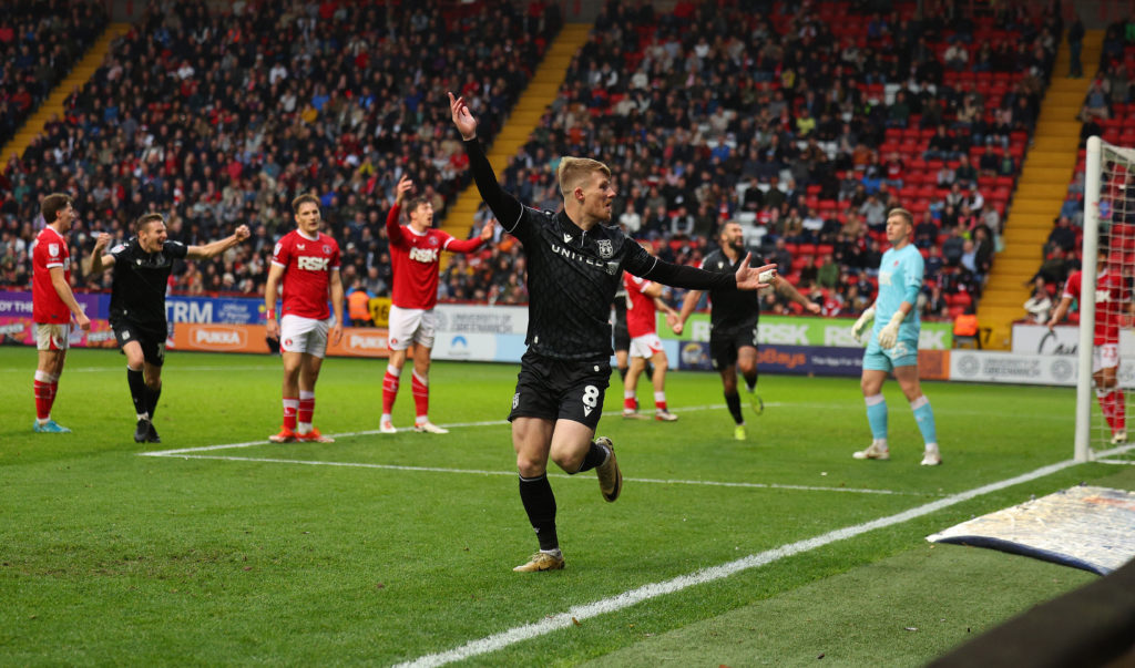 Charlton Athletic FC v Wrexham AFC - Sky Bet League One