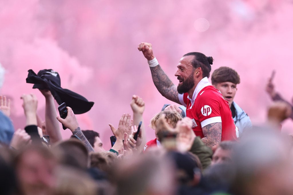 Wrexham AFC v Charlton Athletic FC - Sky Bet League One