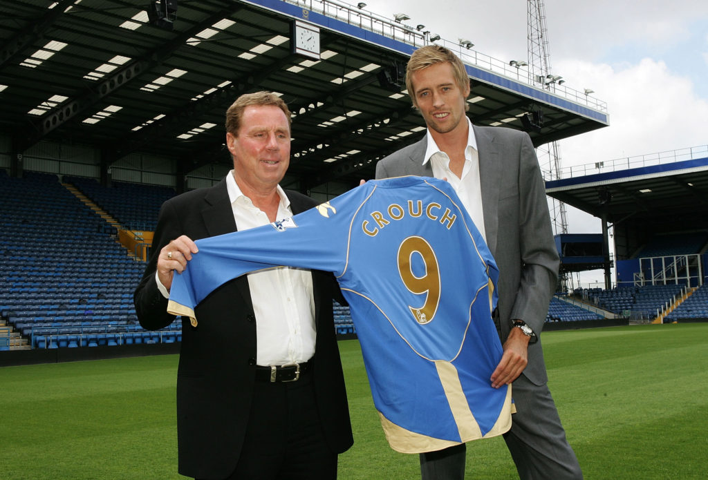 Peter Crouch Signs For Portsmouth FC.