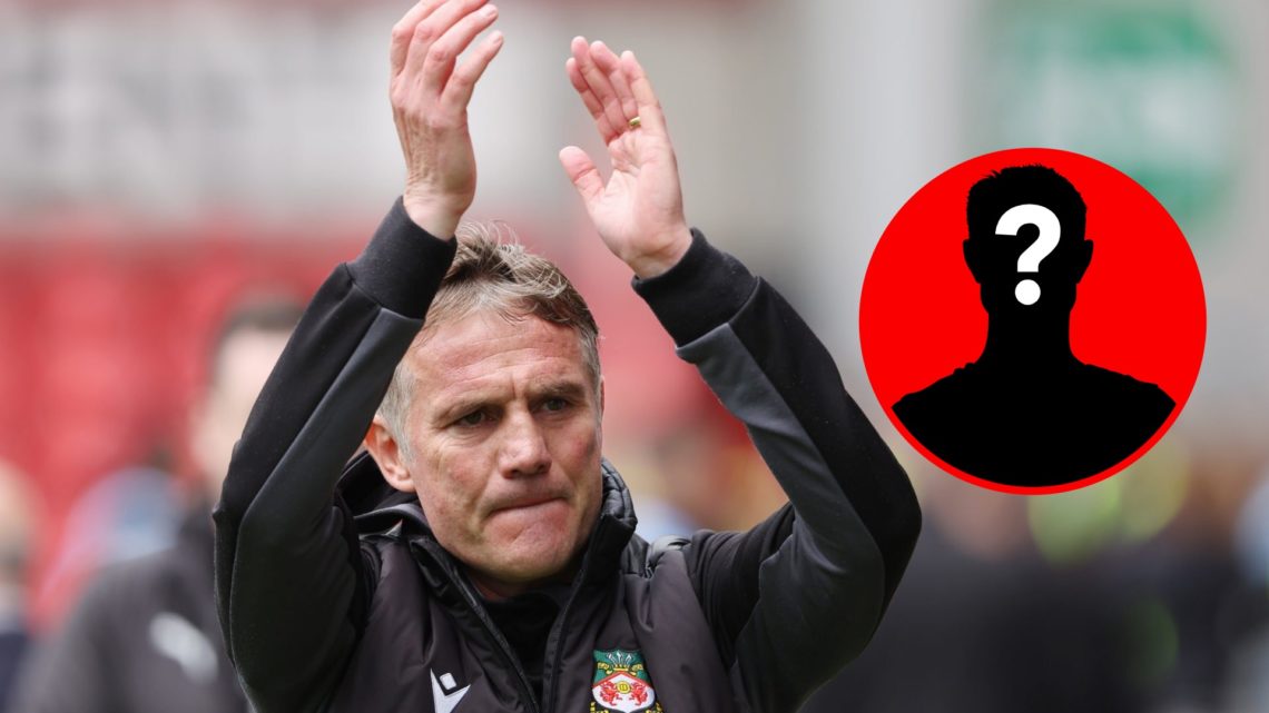 Phil Parkinson during Wrexham v Stockport County - Vanarama National League