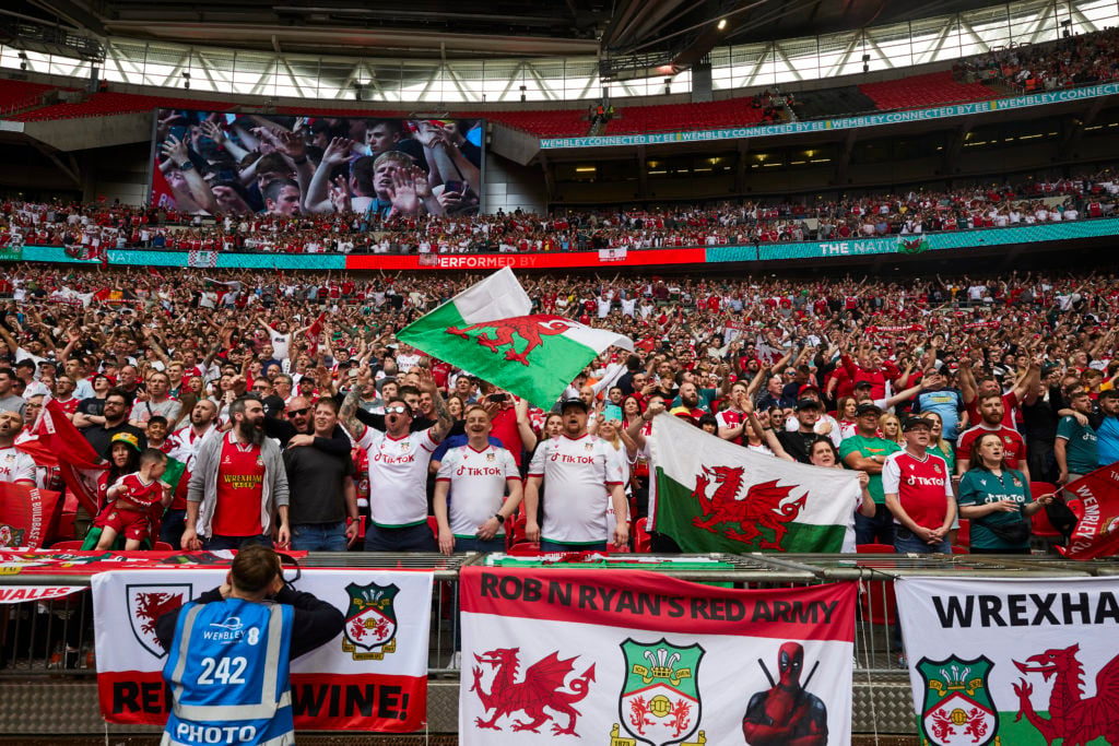 Wrexham fans sing the Welsh National Anthem
