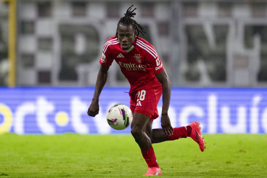Issa Kabore in action for SL Benfica against Boavista