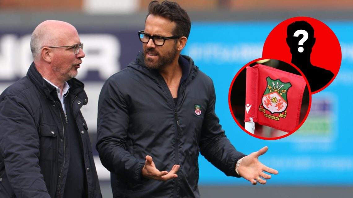 Ryan Reynolds and Shaun Harvey at Wrexham v Boreham Wood - Vanarama National League. A detailed view of a Wrexham corner flag is seen during the Va...