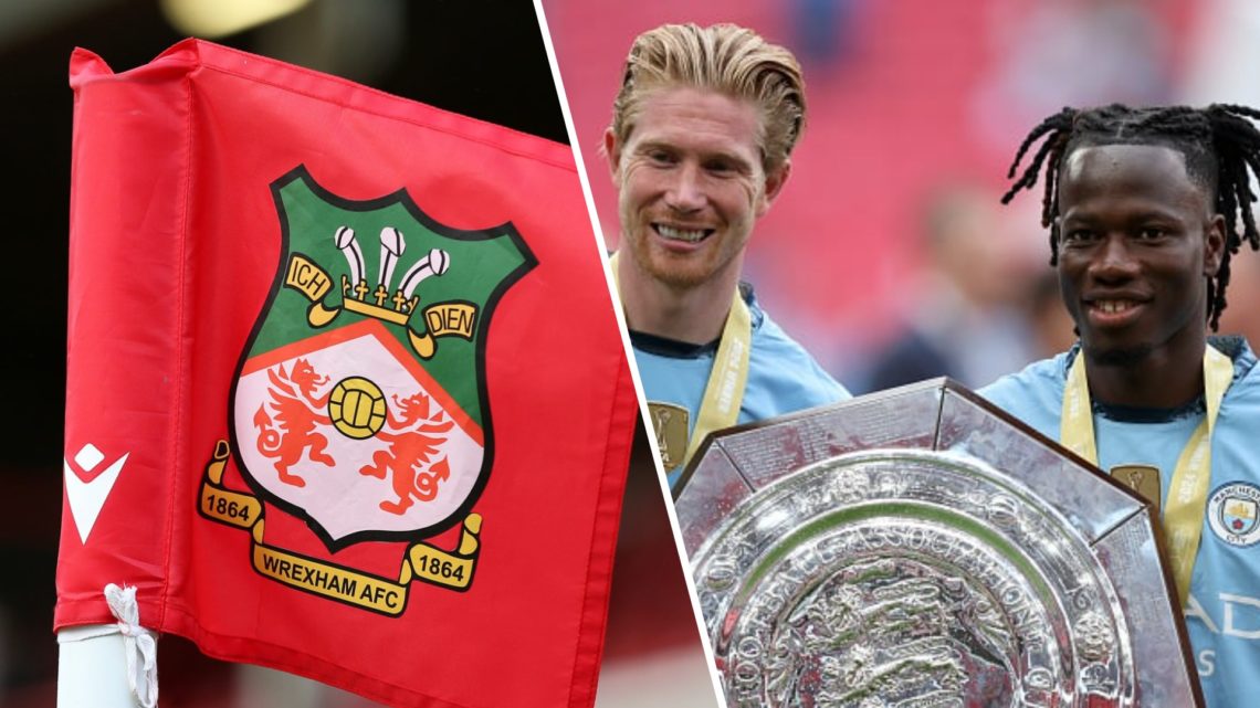 A detailed view of a Wrexham corner flag is seen during the Vanarama National League match between Wrexham and Aldershot Town. Kevin De Bruyne and ...